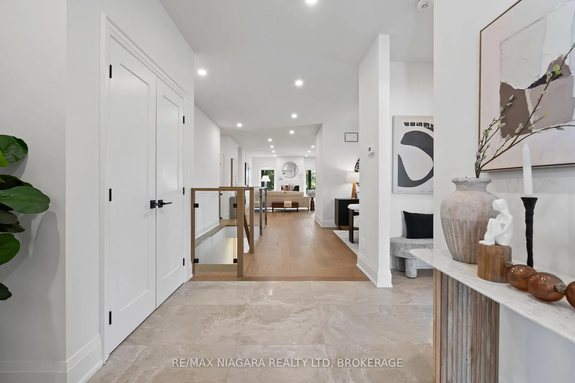 Photo 6 of 17 Accursi Crescent, Pelham, Fonthill — HOMEH