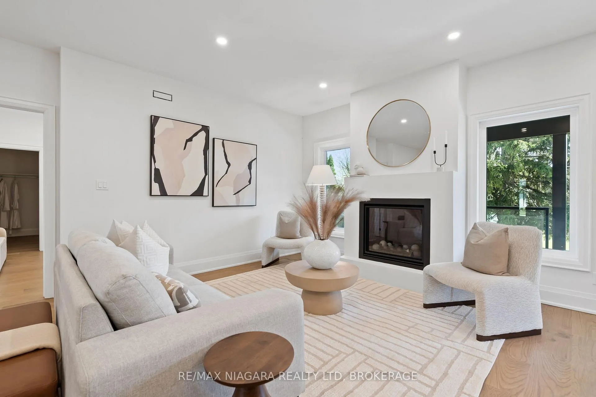 Photo 11 of 17 Accursi Crescent, Pelham, Fonthill — HOMEH