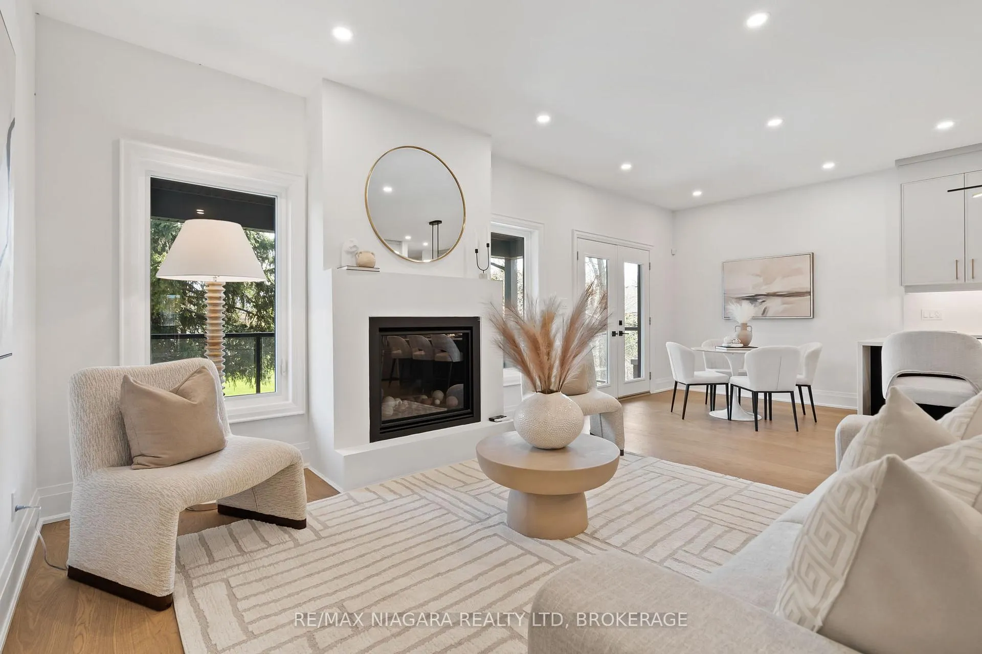 Photo 12 of 17 Accursi Crescent, Pelham, Fonthill — HOMEH