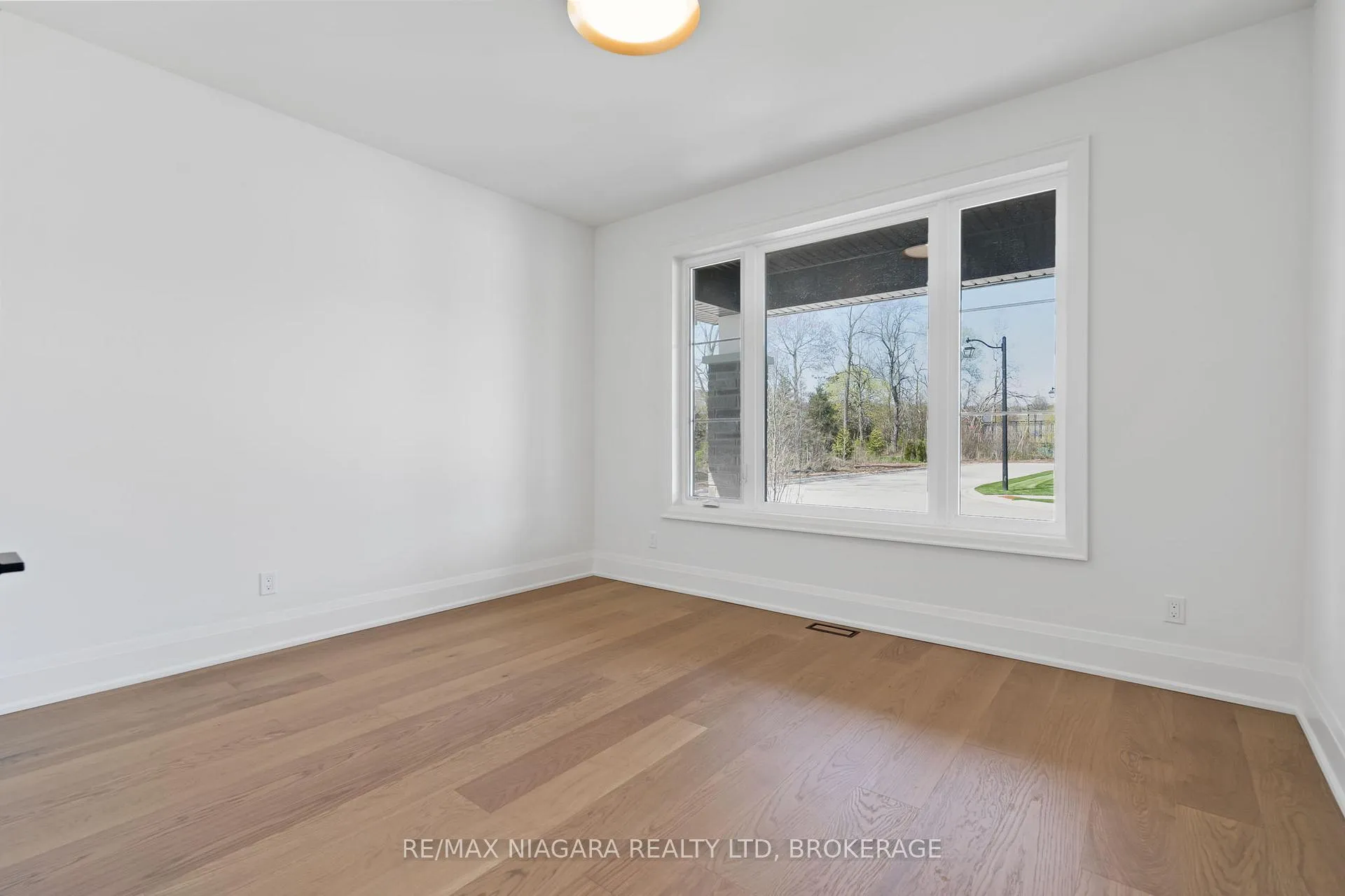 Photo 28 of 17 Accursi Crescent, Pelham, Fonthill — HOMEH