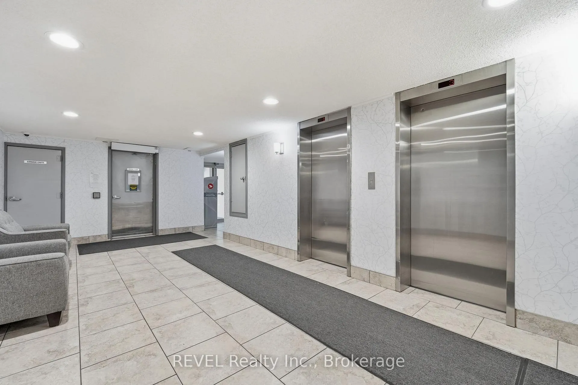 Photo 7 of Unit 304, 198 Scott Street, St. Catharines, Fairview — HOMEH