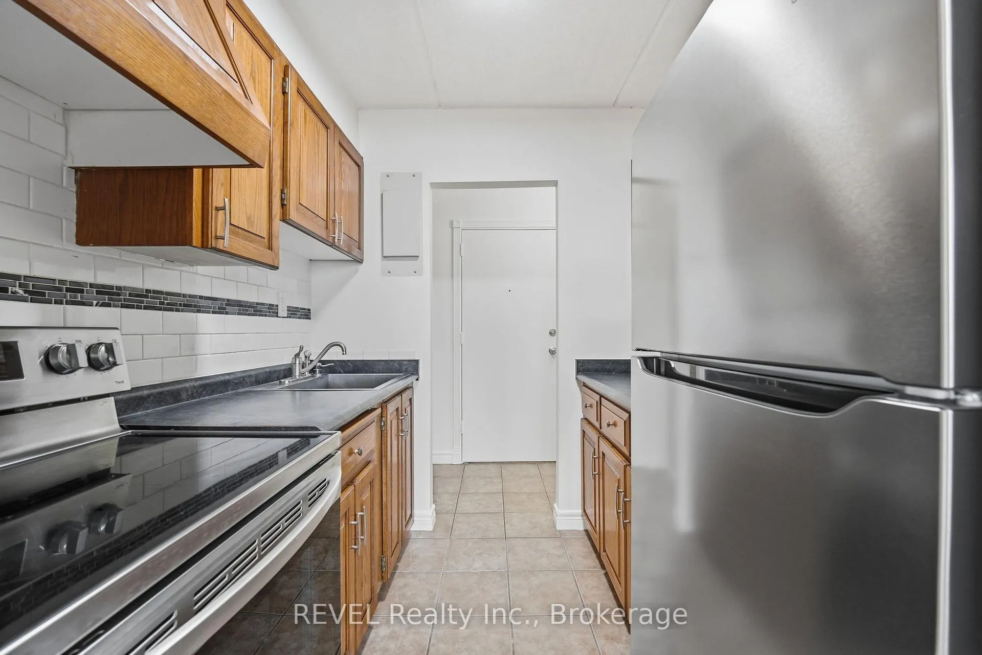 Photo 11 of Unit 304, 198 Scott Street, St. Catharines, Fairview — HOMEH