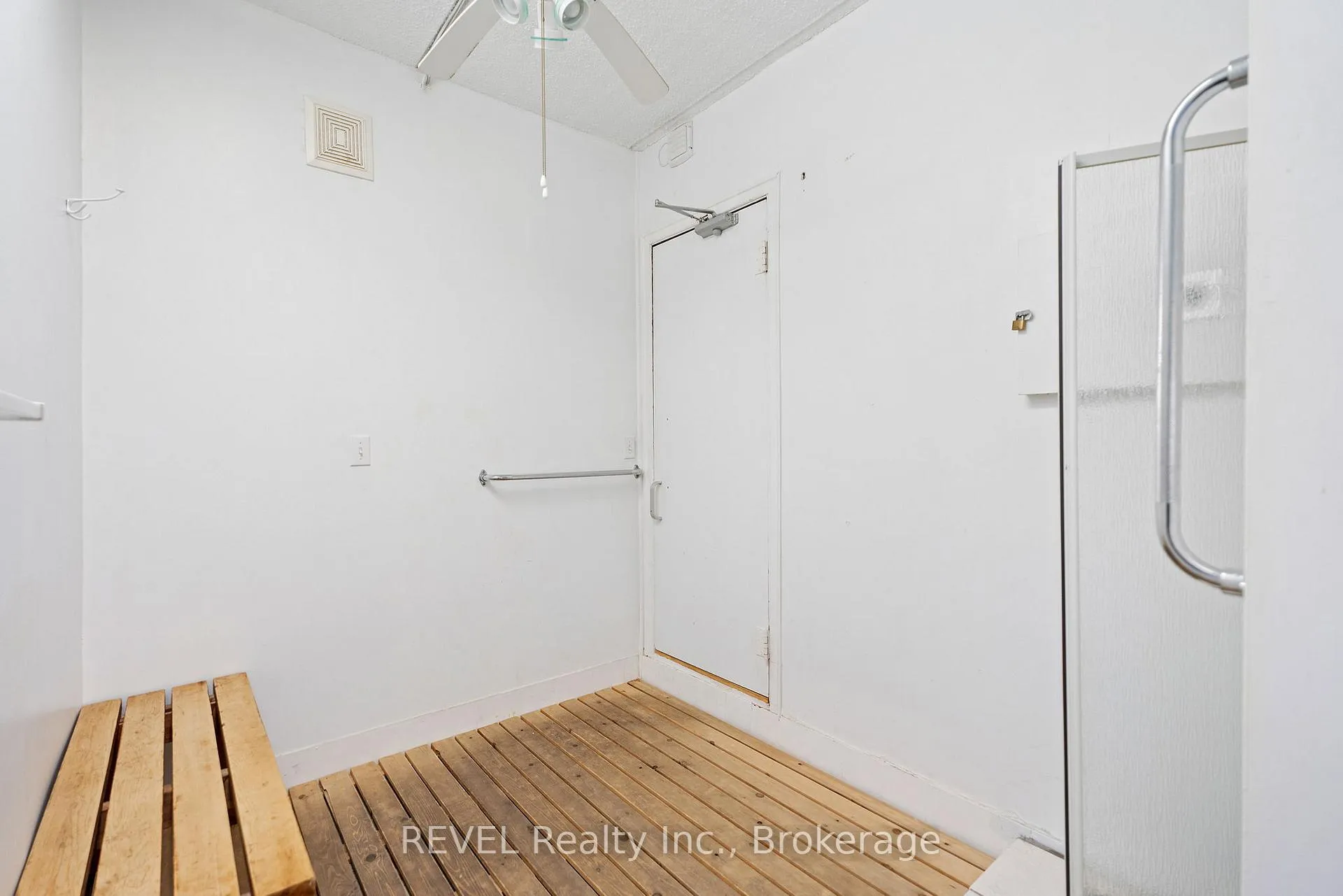 Photo 21 of Unit 304, 198 Scott Street, St. Catharines, Fairview — HOMEH