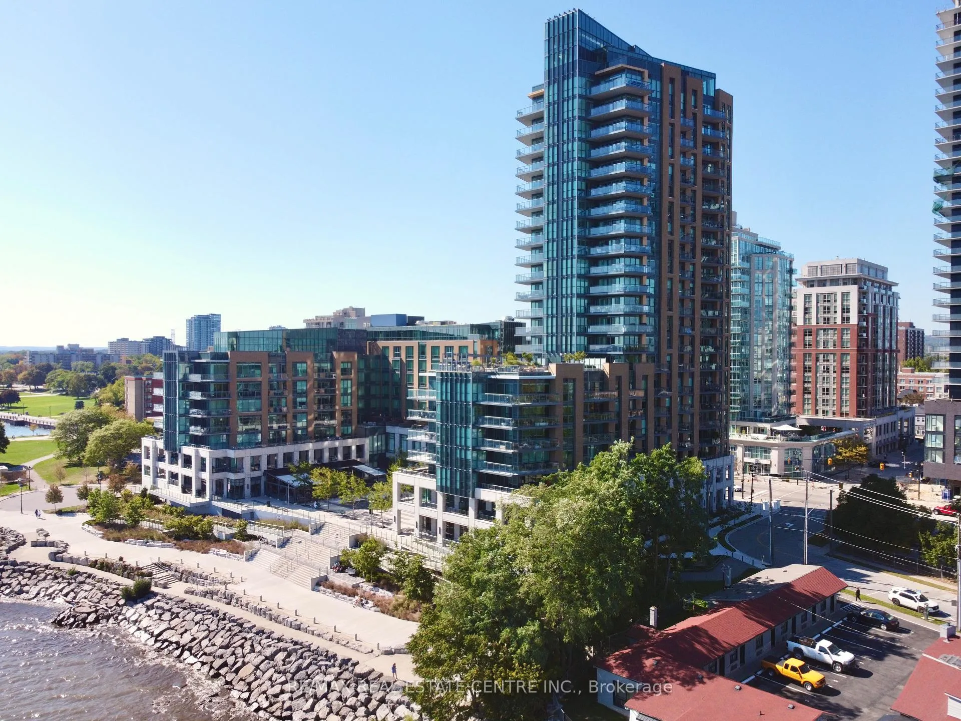 Photo 1 of Unit 405, 2060 Lakeshore Road, Burlington, Brant — HOMEH