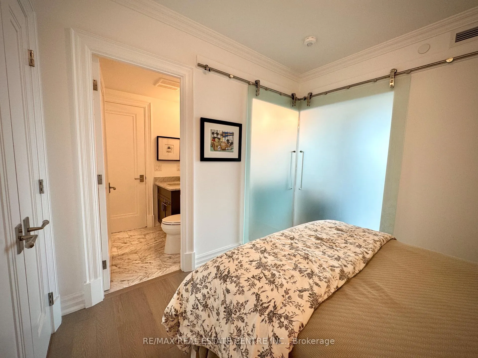 Photo 23 of Unit 405, 2060 Lakeshore Road, Burlington, Brant — HOMEH