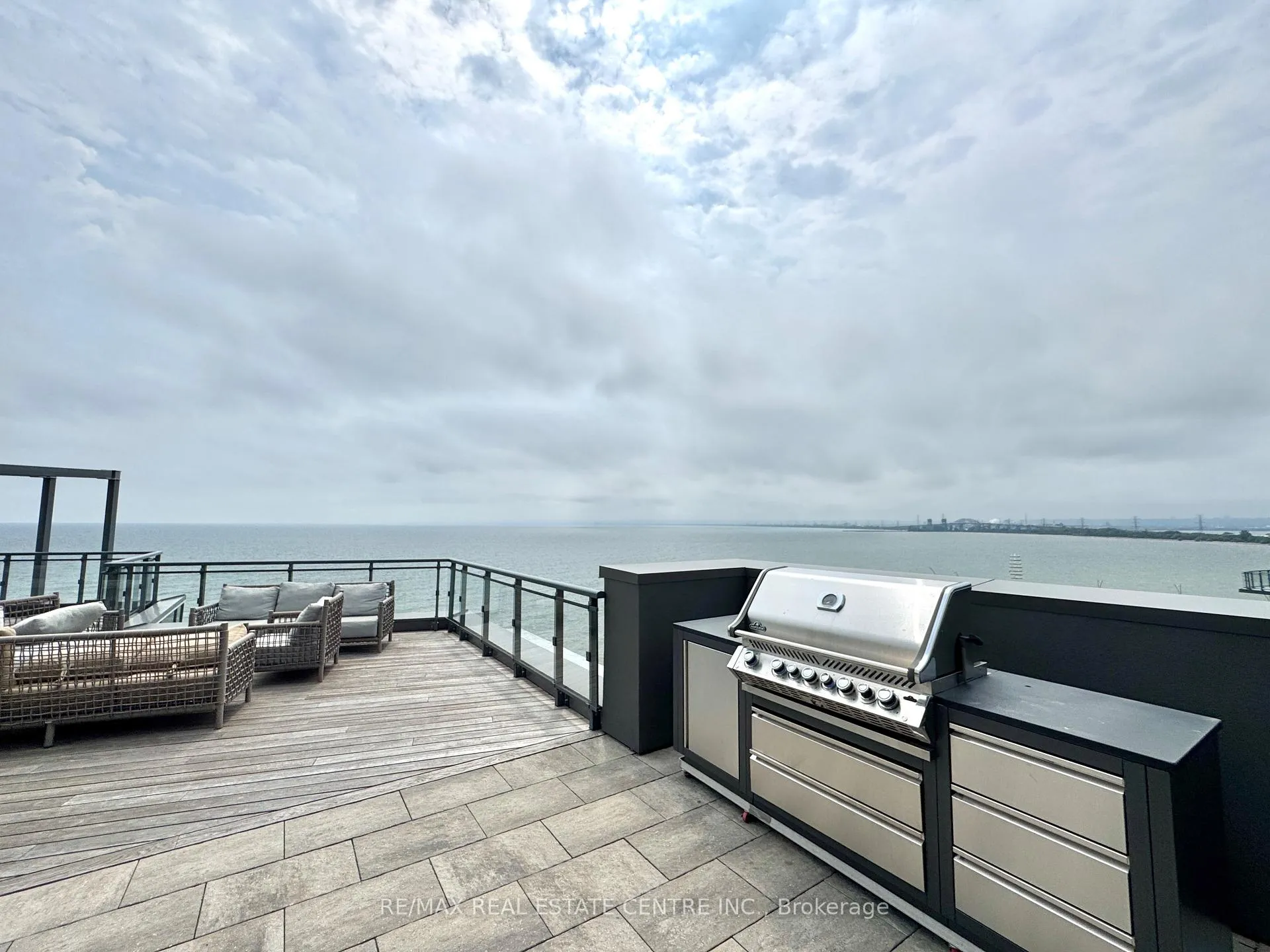 Photo 27 of Unit 405, 2060 Lakeshore Road, Burlington, Brant — HOMEH