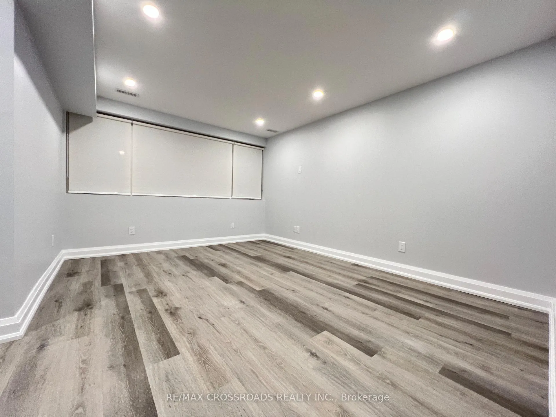 Photo 6 of Unit 2, 25 Glenside Avenue, Toronto, Greenwood-Coxwell — HOMEH