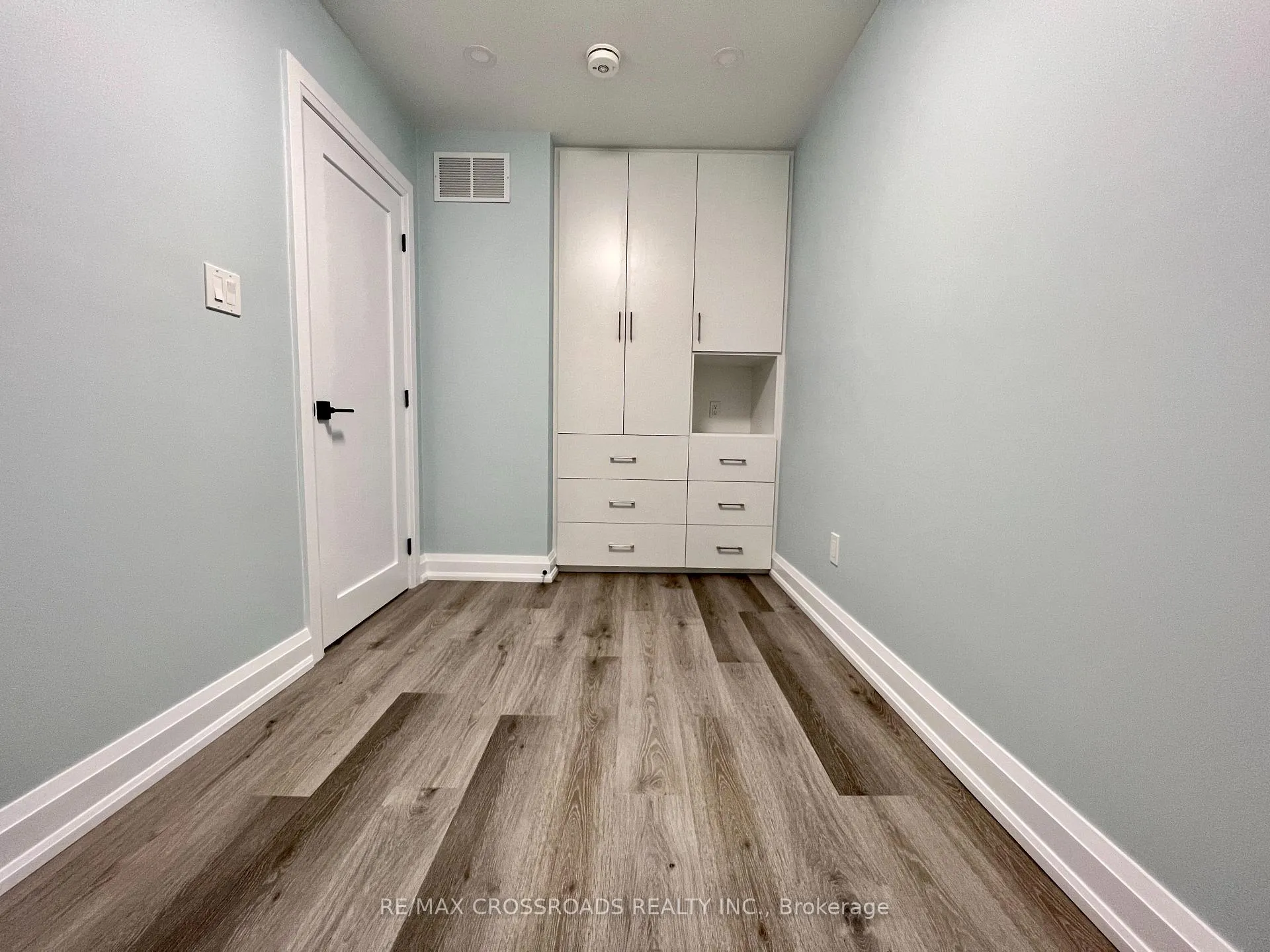 Photo 11 of Unit 2, 25 Glenside Avenue, Toronto, Greenwood-Coxwell — HOMEH