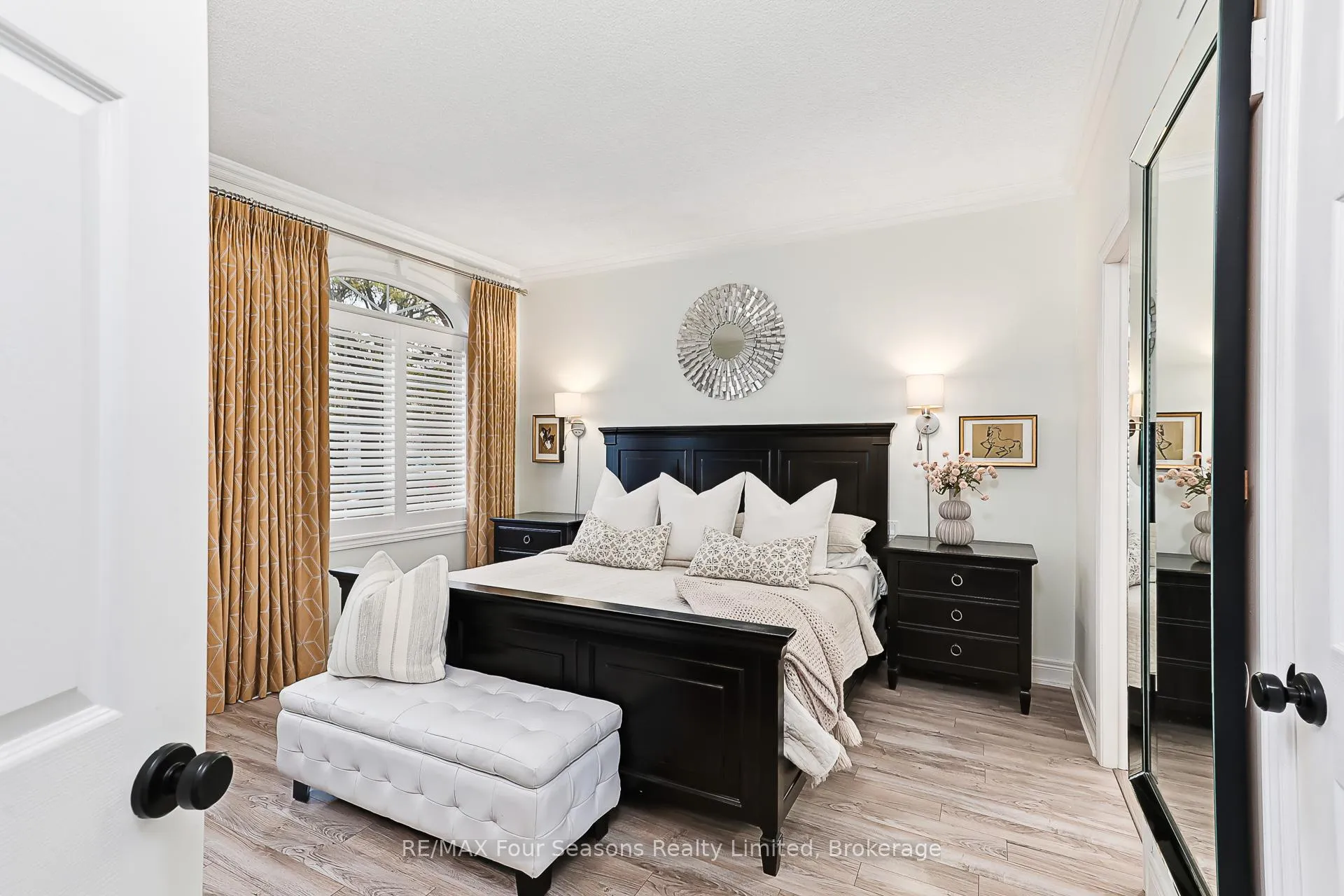 Photo 12 of 2 Callary Crescent, Collingwood — HOMEH