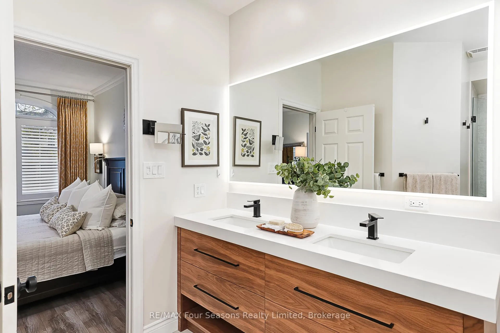 Photo 14 of 2 Callary Crescent, Collingwood — HOMEH