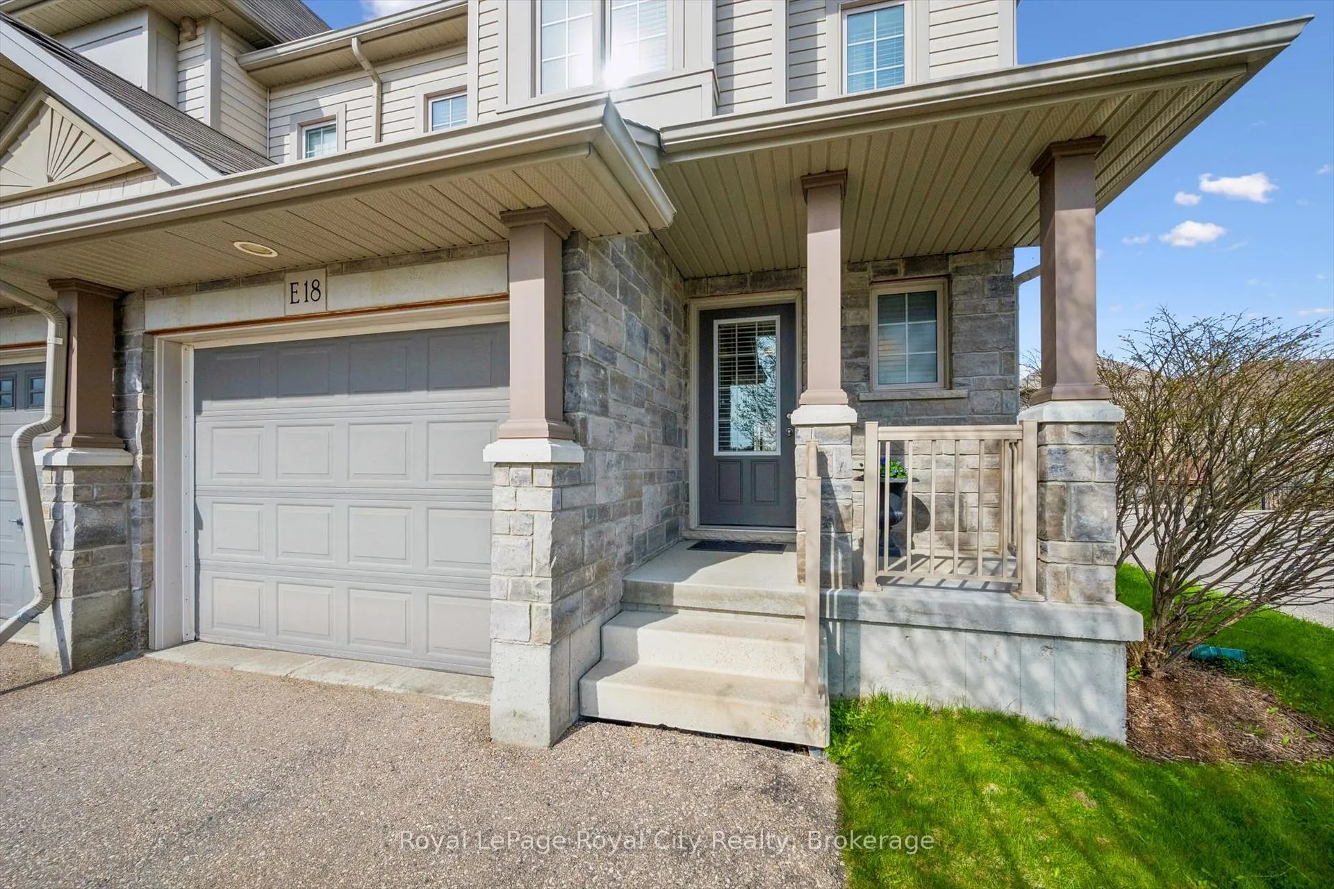 Photo 2 of Unit E18, 6 Upper Mercer Street, Kitchener — HOMEH