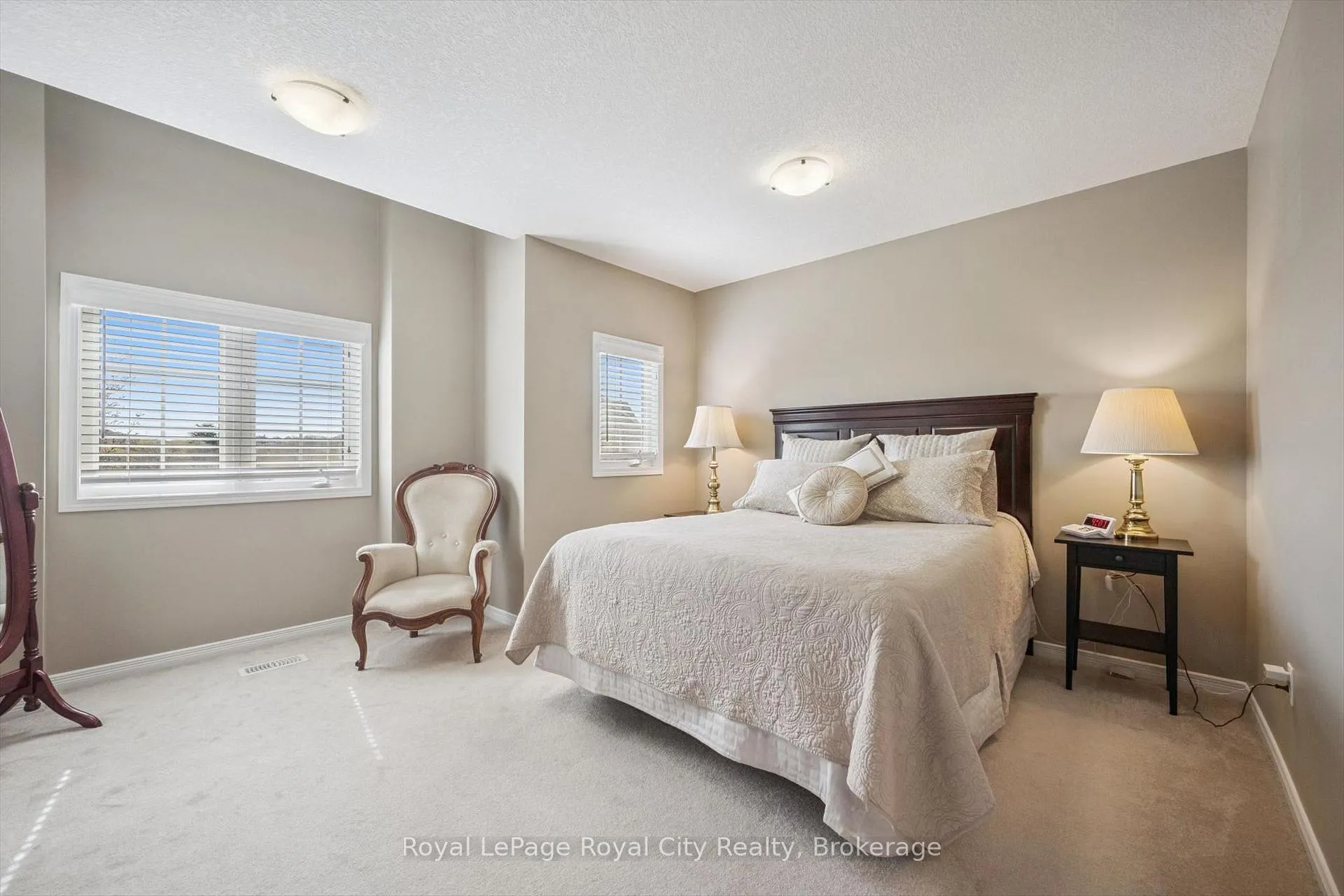Photo 10 of Unit E18, 6 Upper Mercer Street, Kitchener — HOMEH