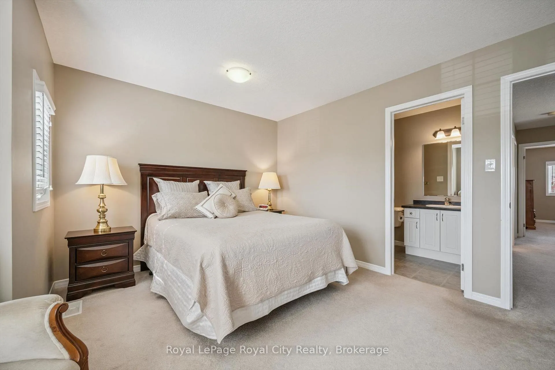 Photo 11 of Unit E18, 6 Upper Mercer Street, Kitchener — HOMEH