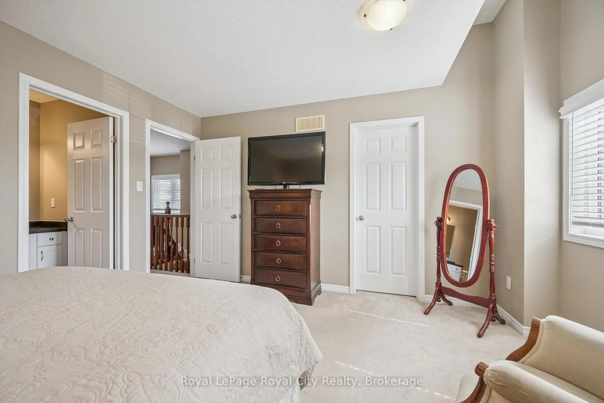 Photo 12 of Unit E18, 6 Upper Mercer Street, Kitchener — HOMEH