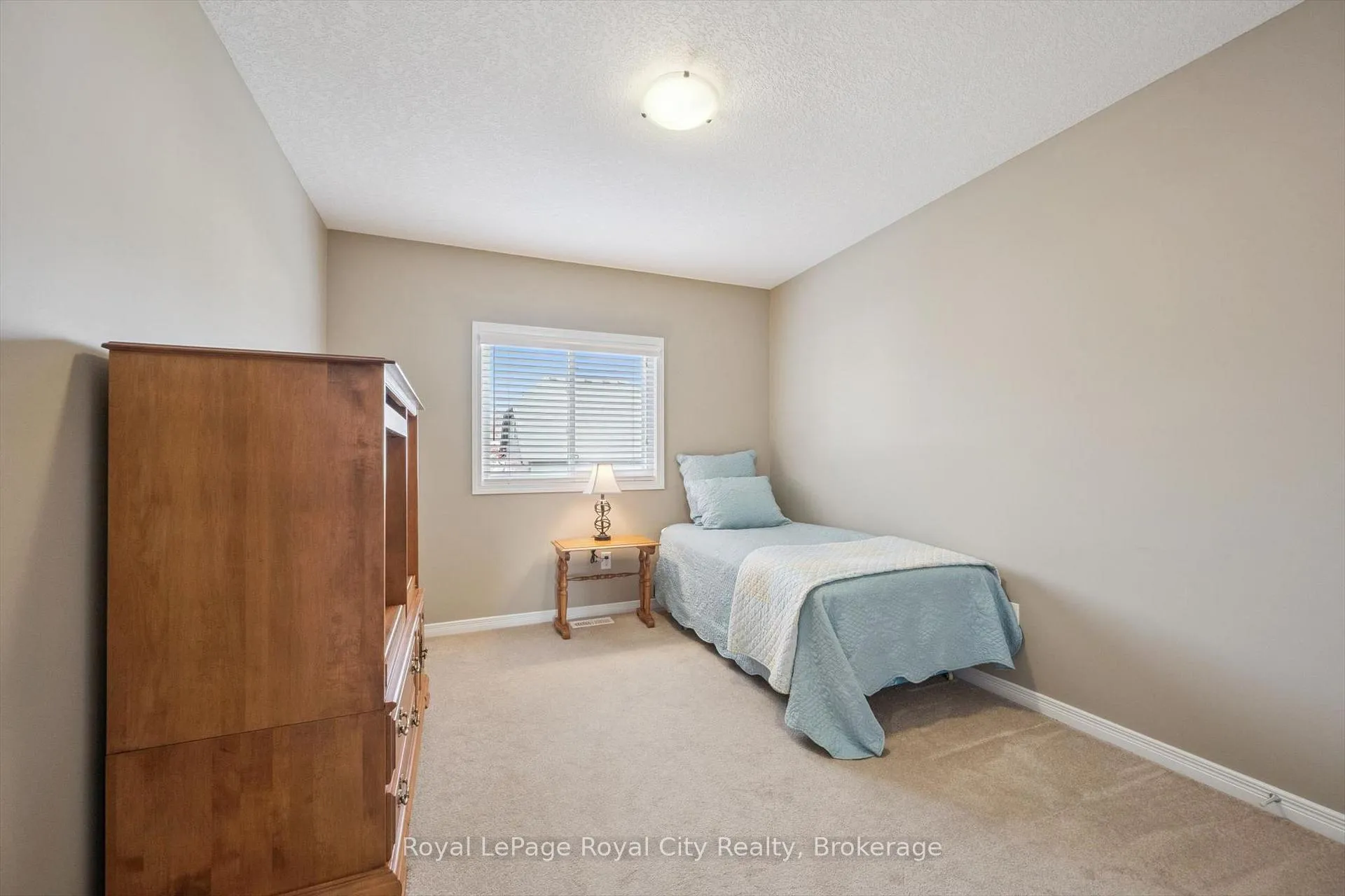 Photo 14 of Unit E18, 6 Upper Mercer Street, Kitchener — HOMEH