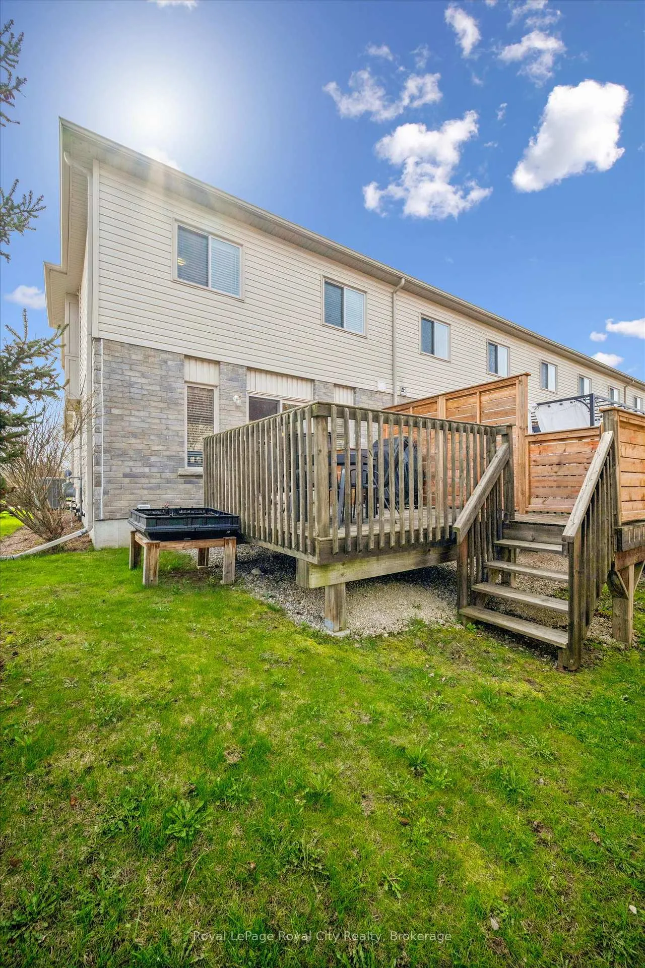 Photo 18 of Unit E18, 6 Upper Mercer Street, Kitchener — HOMEH