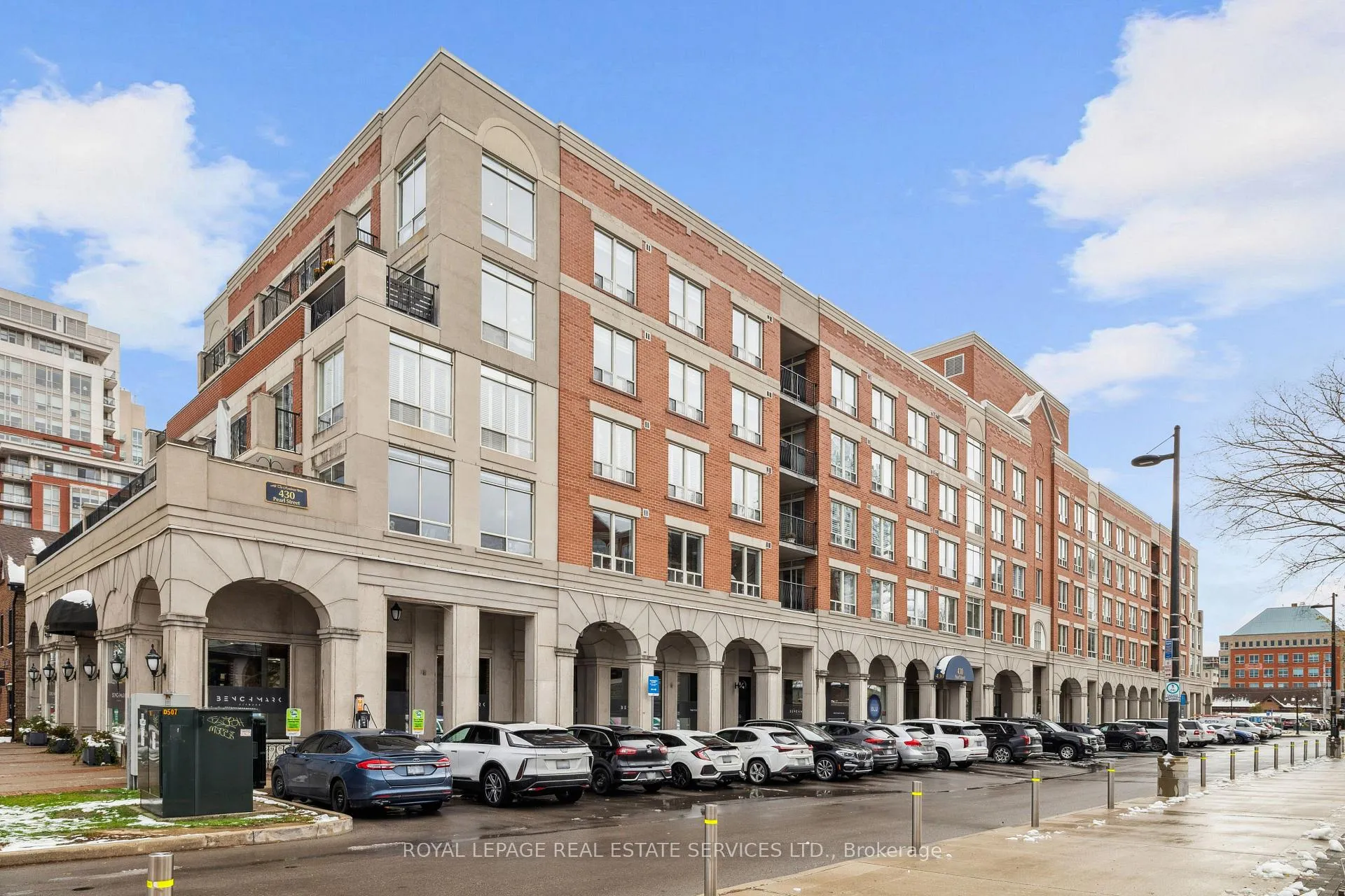 Front of Unit 412, 430 Pearl Street