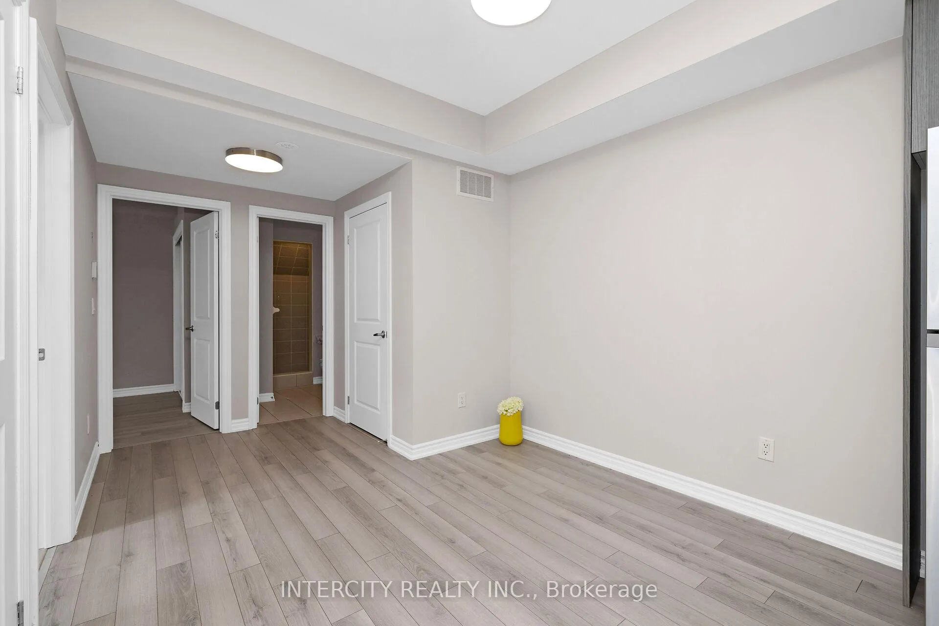 Photo 10 of Unit 701, 60 Halliford Place, Brampton, Brampton East — HOMEH