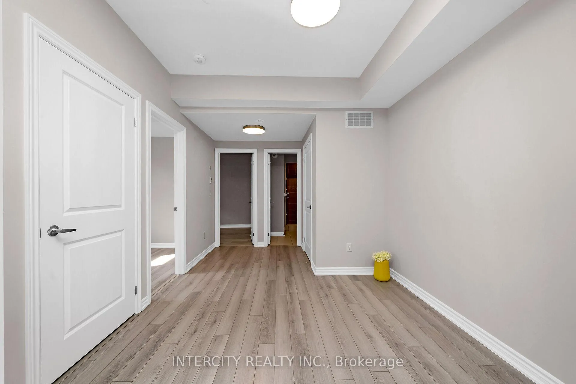Photo 11 of Unit 701, 60 Halliford Place, Brampton, Brampton East — HOMEH