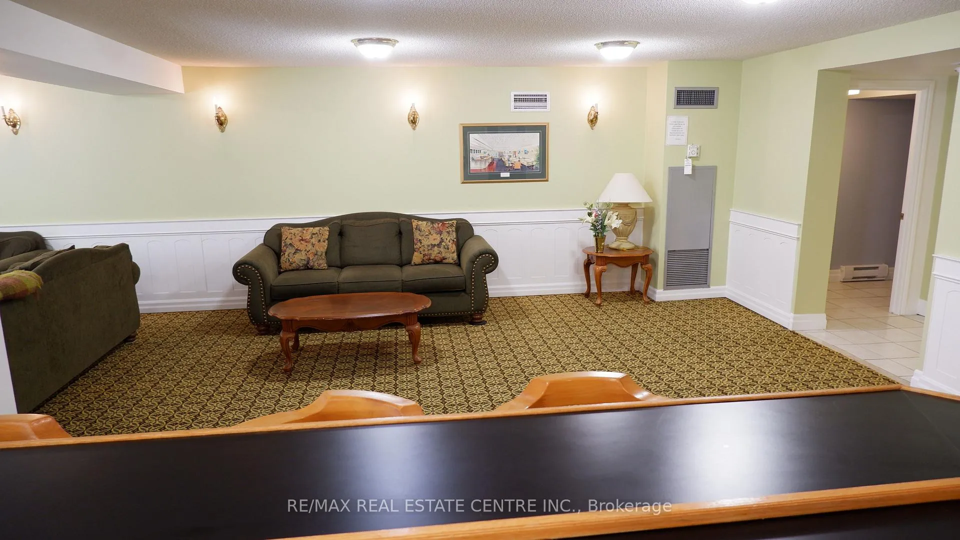 Photo 15 of Unit 105, 24 Chapel Street, Halton Hills, Georgetown — HOMEH