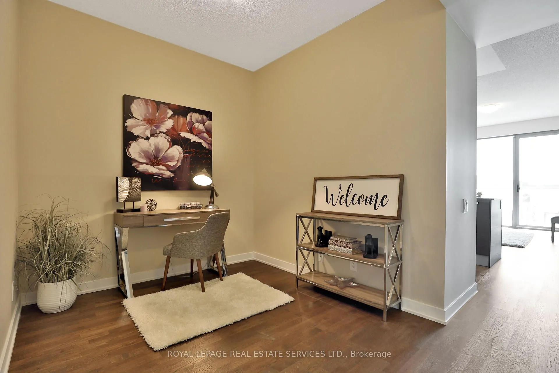 Photo 4 of Unit 1101, 1815 Yonge Street, Toronto, Mount Pleasant West — HOMEH