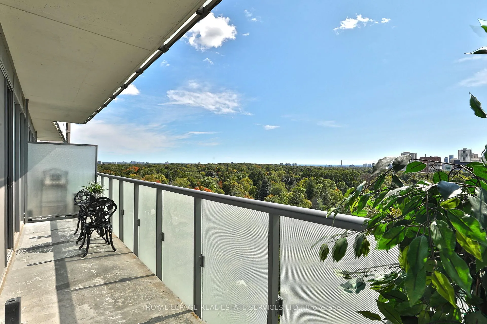 Photo 9 of Unit 1101, 1815 Yonge Street, Toronto, Mount Pleasant West — HOMEH