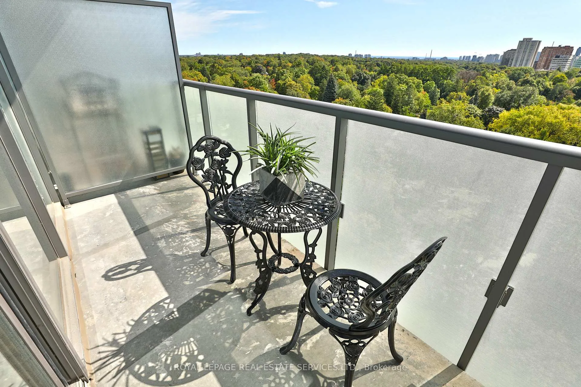 Photo 10 of Unit 1101, 1815 Yonge Street, Toronto, Mount Pleasant West — HOMEH