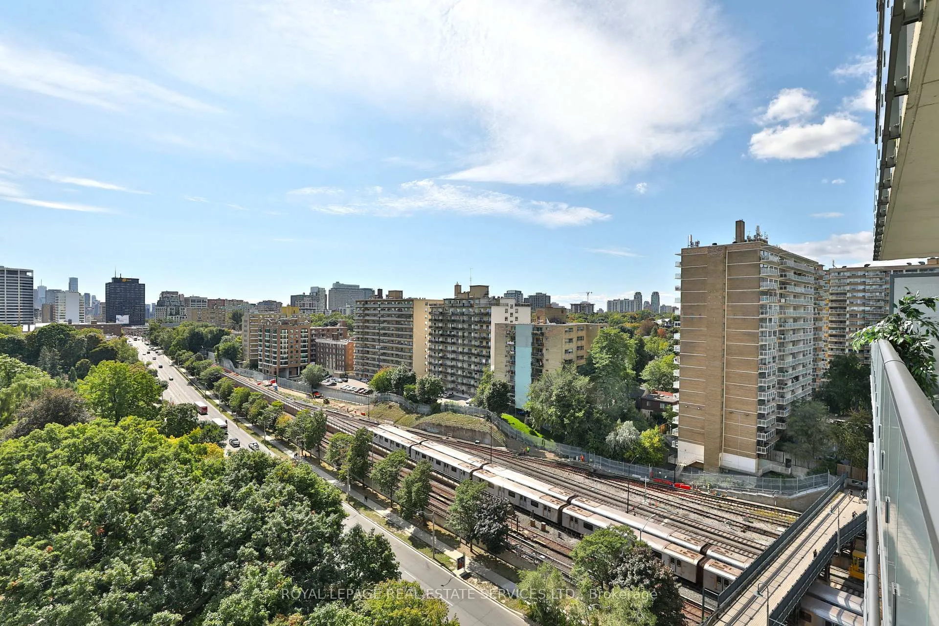 Photo 12 of Unit 1101, 1815 Yonge Street, Toronto, Mount Pleasant West — HOMEH
