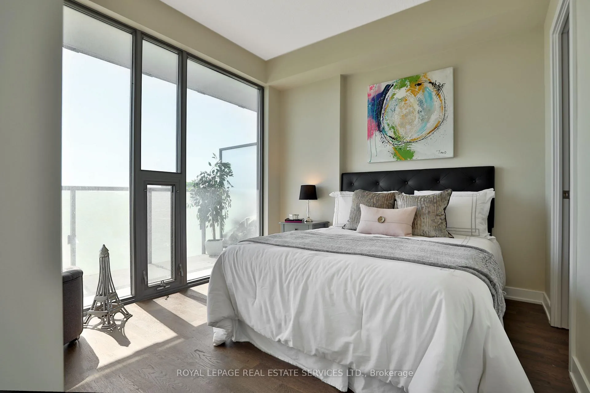 Photo 19 of Unit 1101, 1815 Yonge Street, Toronto, Mount Pleasant West — HOMEH