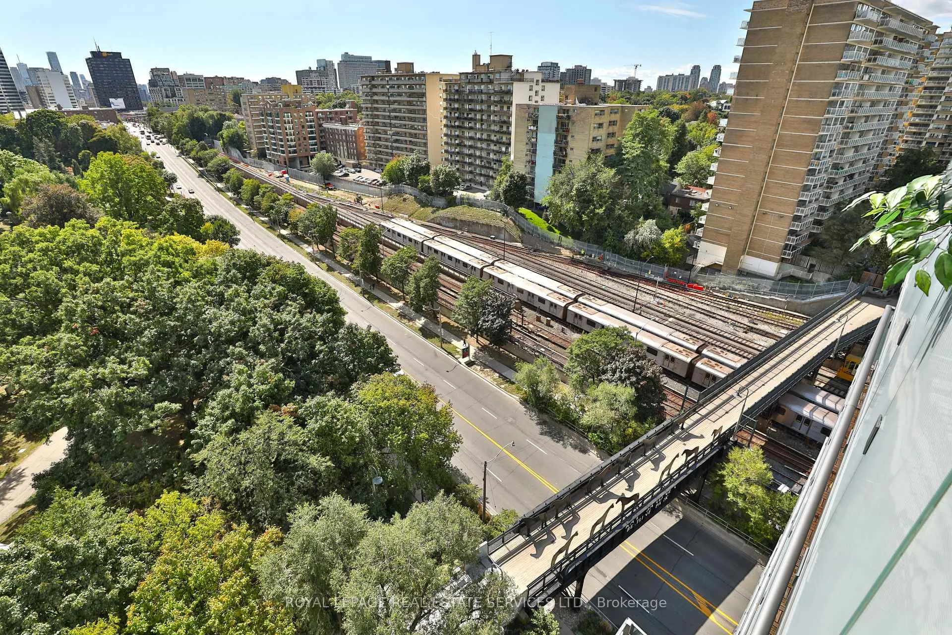 Photo 23 of Unit 1101, 1815 Yonge Street, Toronto, Mount Pleasant West — HOMEH