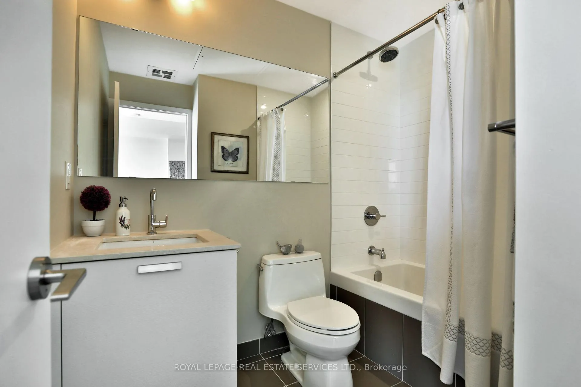 Photo 25 of Unit 1101, 1815 Yonge Street, Toronto, Mount Pleasant West — HOMEH