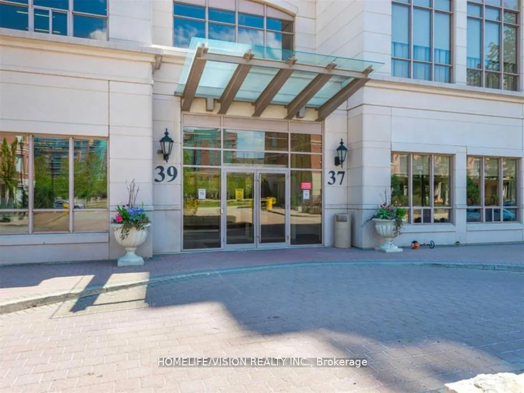 Photo 2 of Unit 106, 39 Galleria Parkway, Markham, Commerce Valley — HOMEH