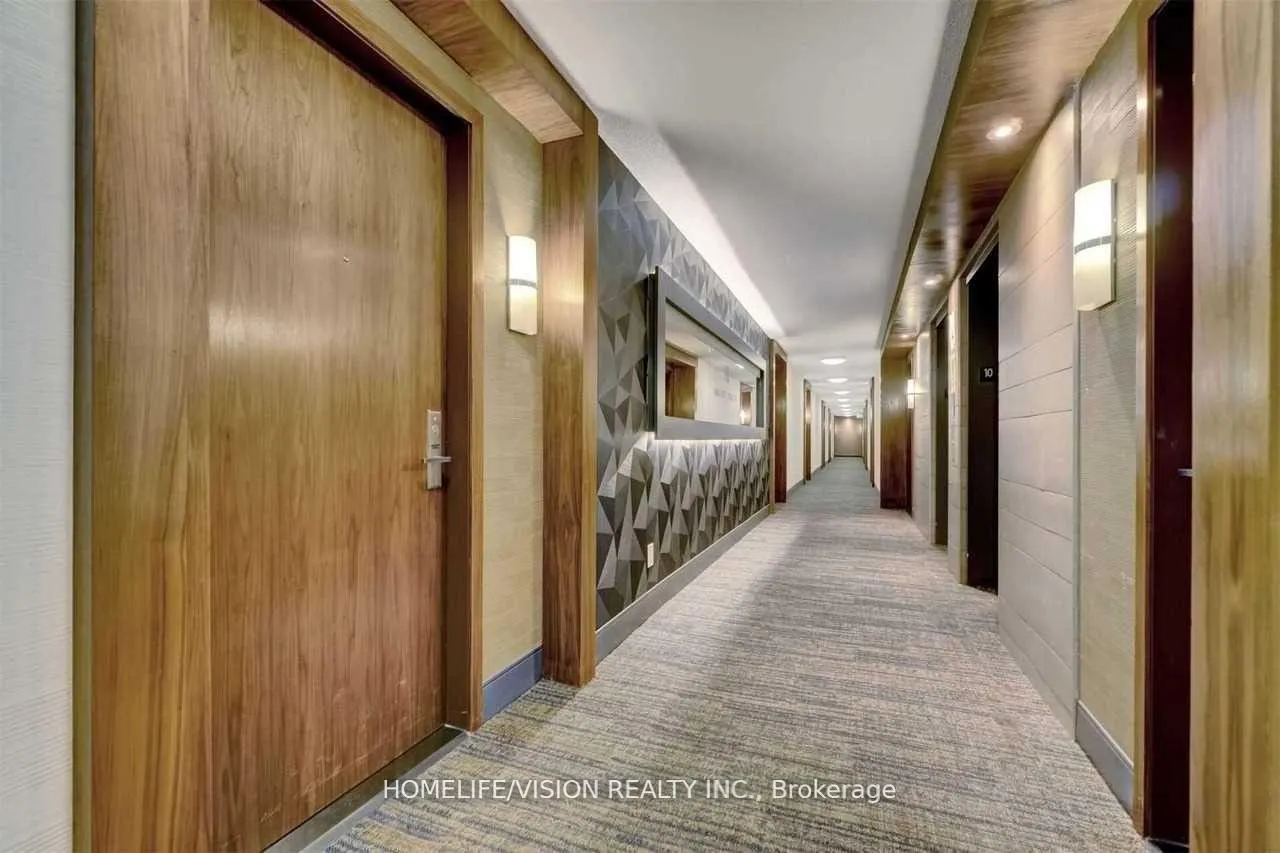 Photo 13 of Unit 106, 39 Galleria Parkway, Markham, Commerce Valley — HOMEH