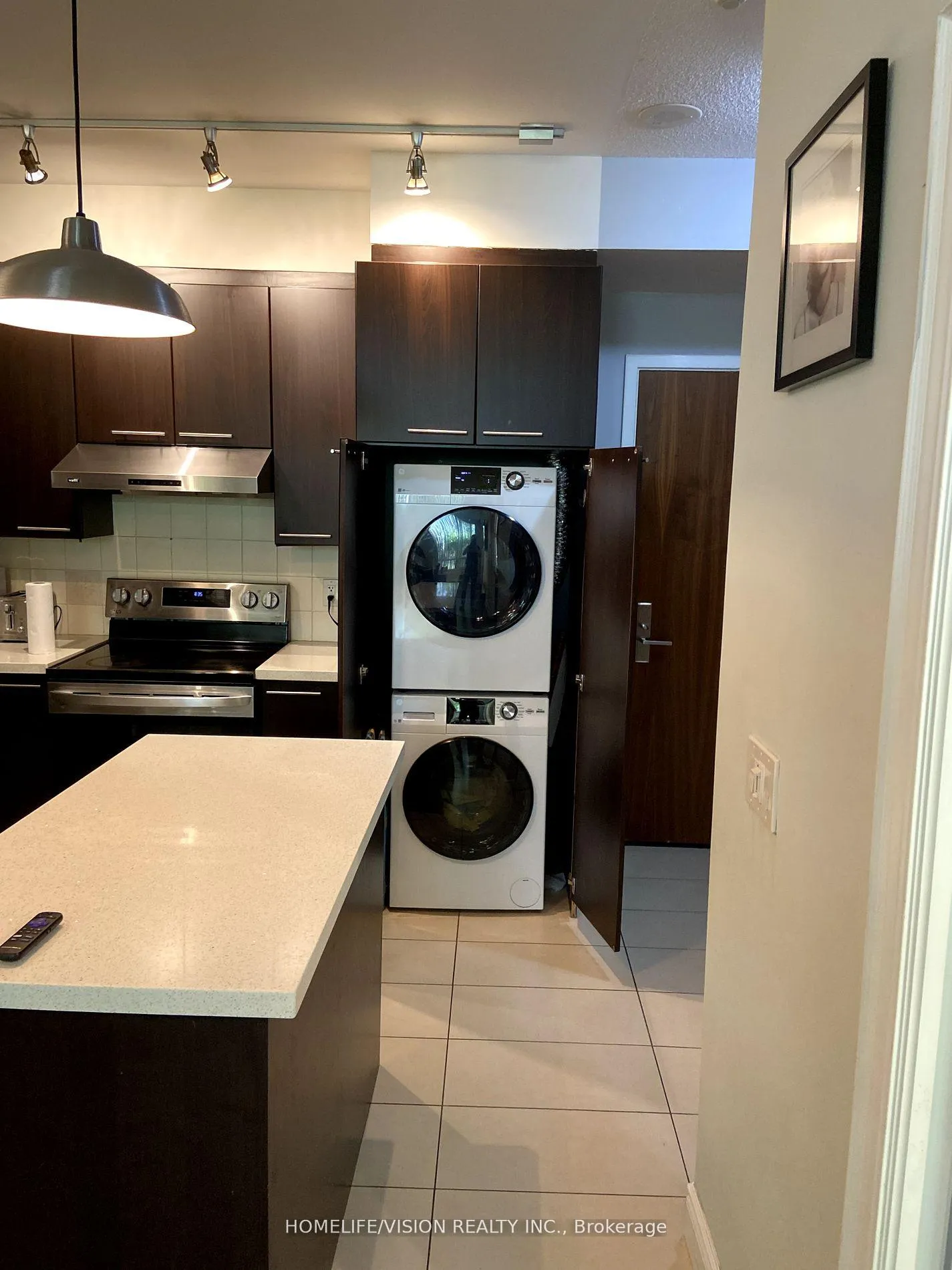 Photo 16 of Unit 106, 39 Galleria Parkway, Markham, Commerce Valley — HOMEH
