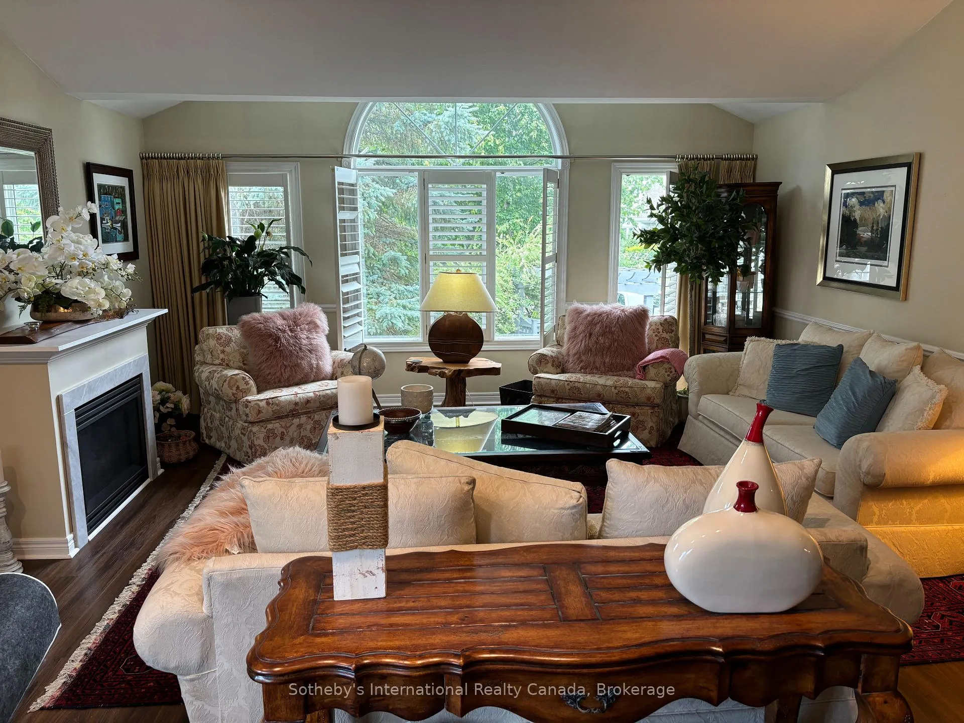Photo 13 of 4 Nettleton Court, Collingwood — HOMEH