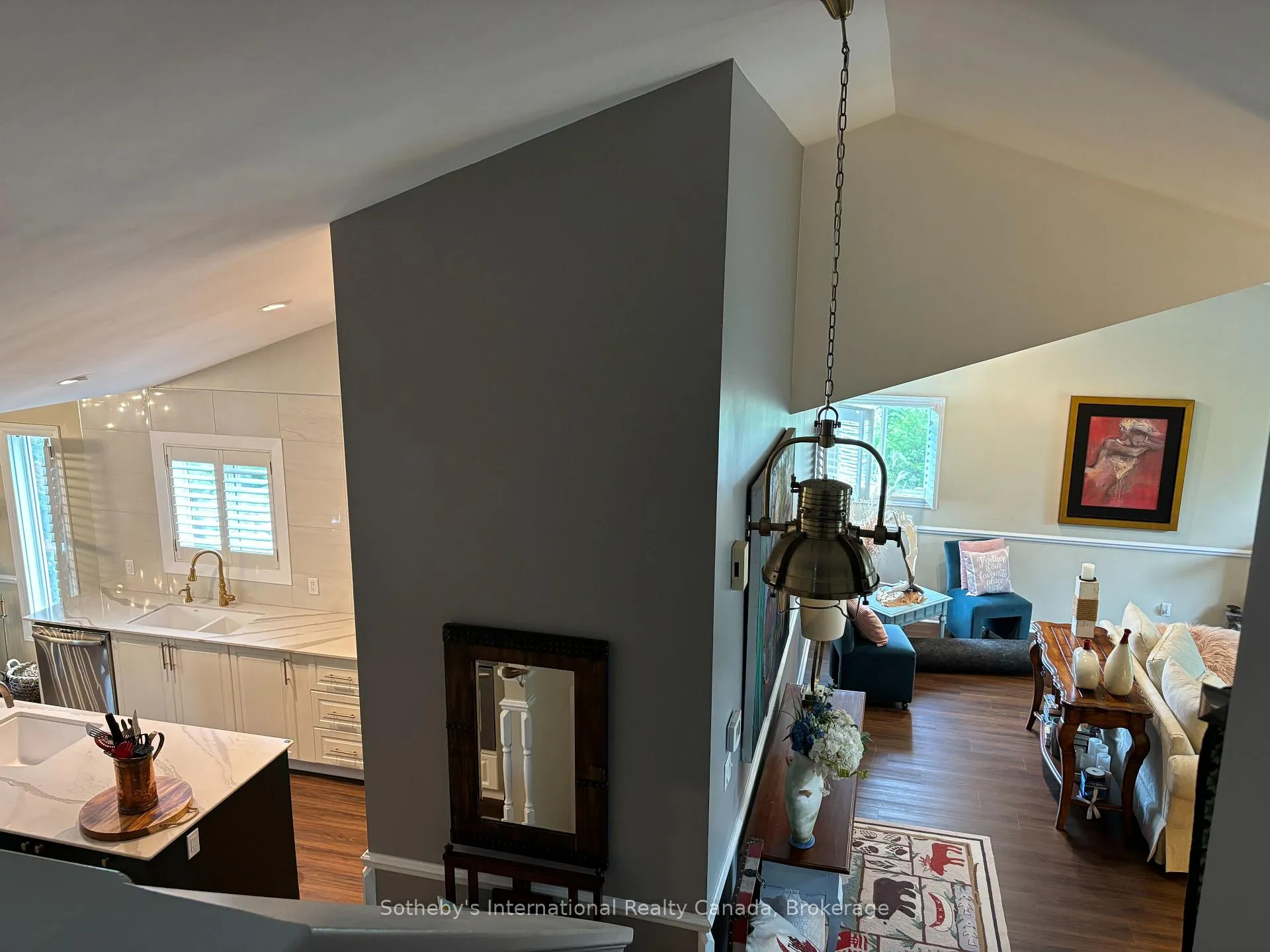 Photo 16 of 4 Nettleton Court, Collingwood — HOMEH