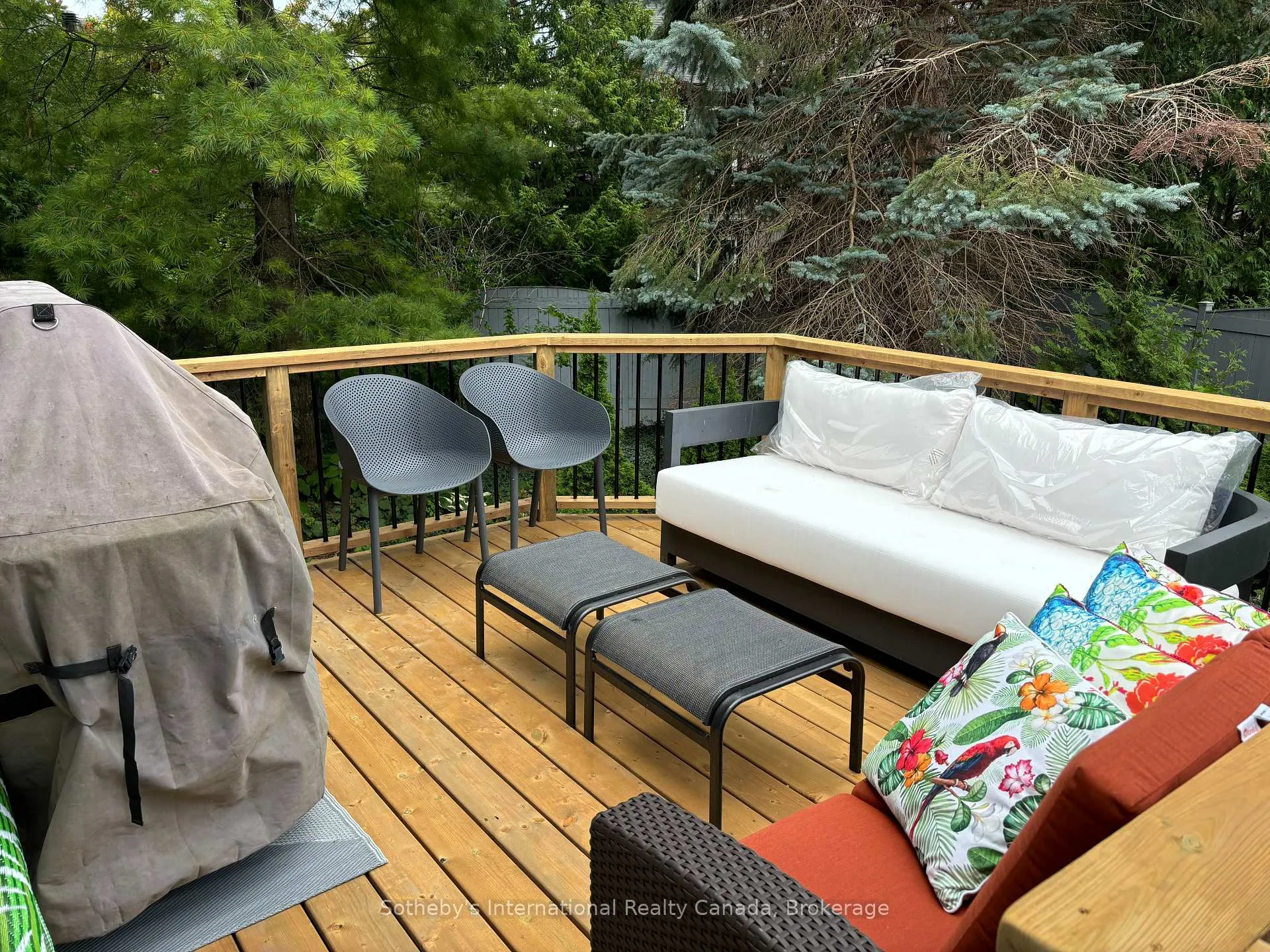 Photo 27 of 4 Nettleton Court, Collingwood — HOMEH