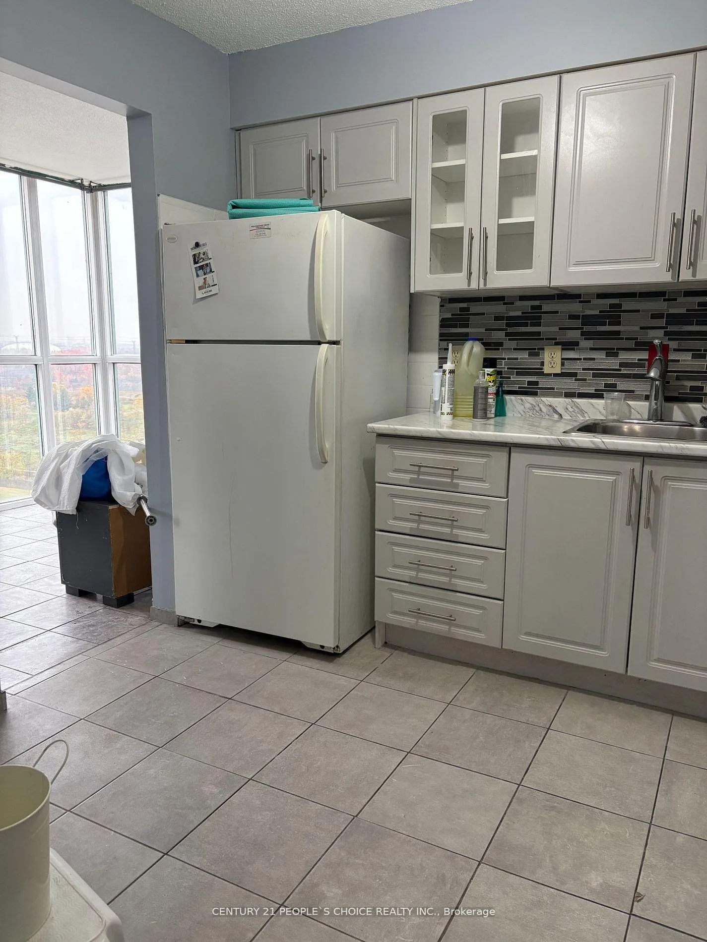 Photo 6 of Unit 1601, 61 Markbrook Lane, Etobicoke, Mount Olive-Silverstone-Jamestown — HOMEH