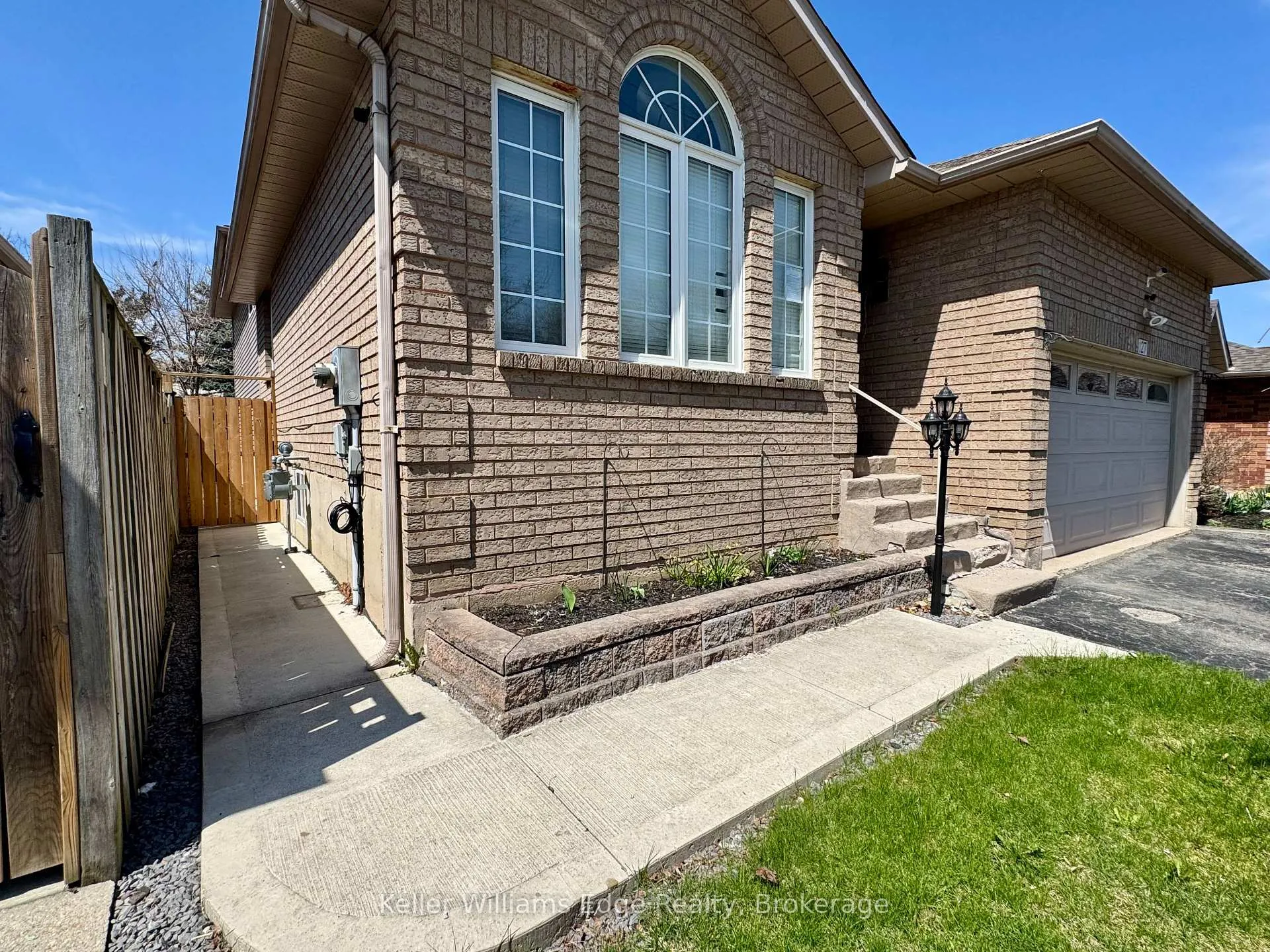 Photo 16 of Unit Lower, 127 First Road W, Hamilton, Stoney Creek Mountain — HOMEH