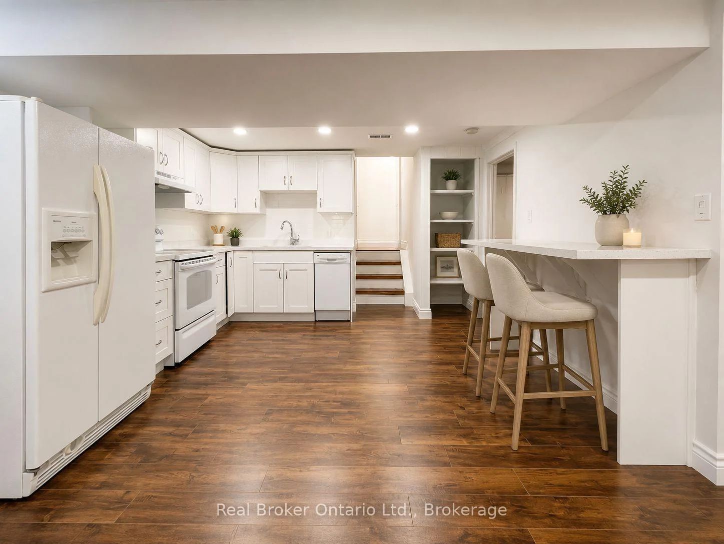 Photo 4 of Unit Lower, 127 First Road W, Hamilton, Stoney Creek Mountain — HOMEH