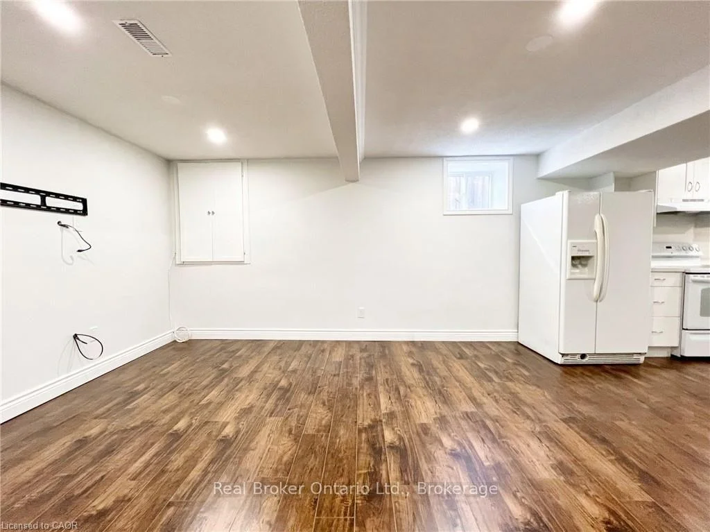 Photo 8 of Unit Lower, 127 First Road W, Hamilton, Stoney Creek Mountain — HOMEH