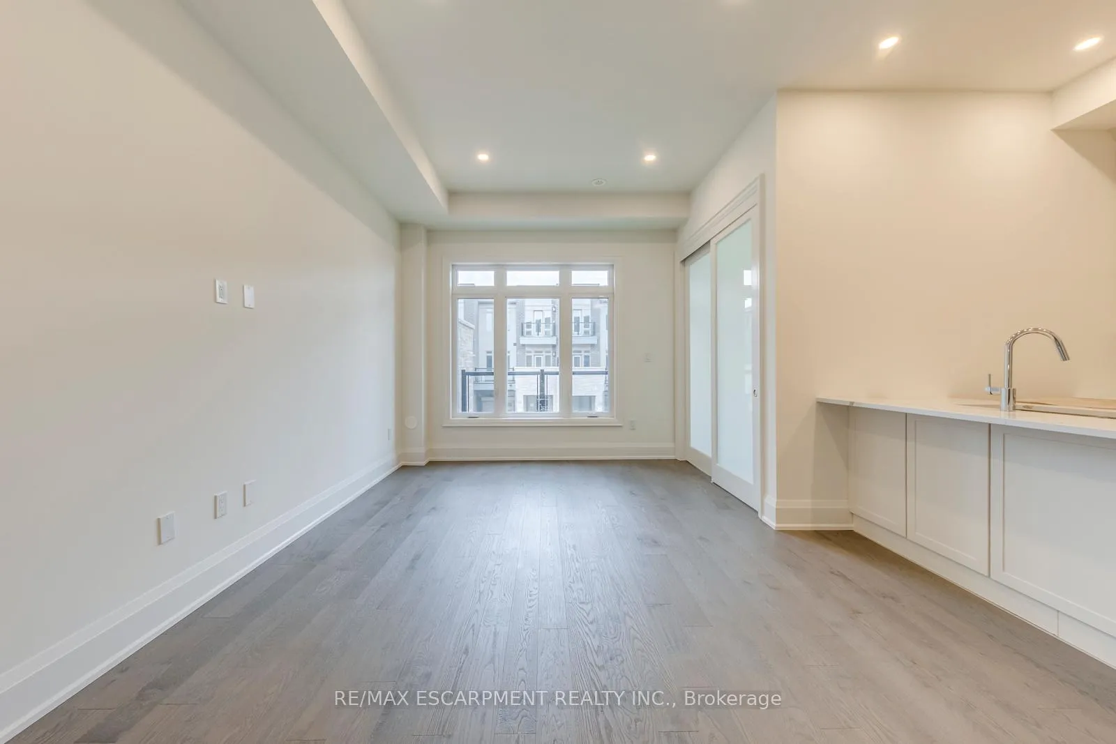 Photo 9 of 3323 Azam Way, Oakville, Glenorchy — HOMEH