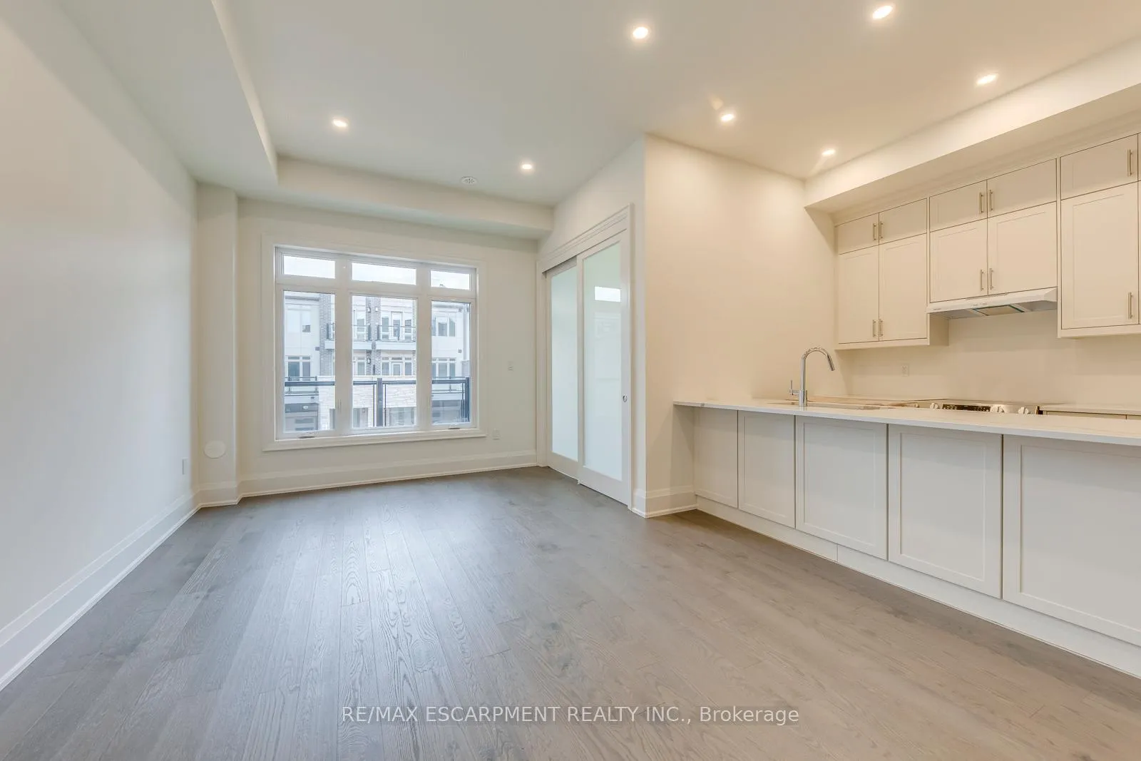 Photo 10 of 3323 Azam Way, Oakville, Glenorchy — HOMEH
