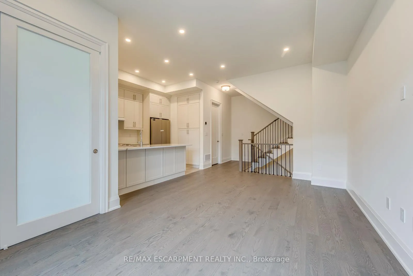 Photo 12 of 3323 Azam Way, Oakville, Glenorchy — HOMEH