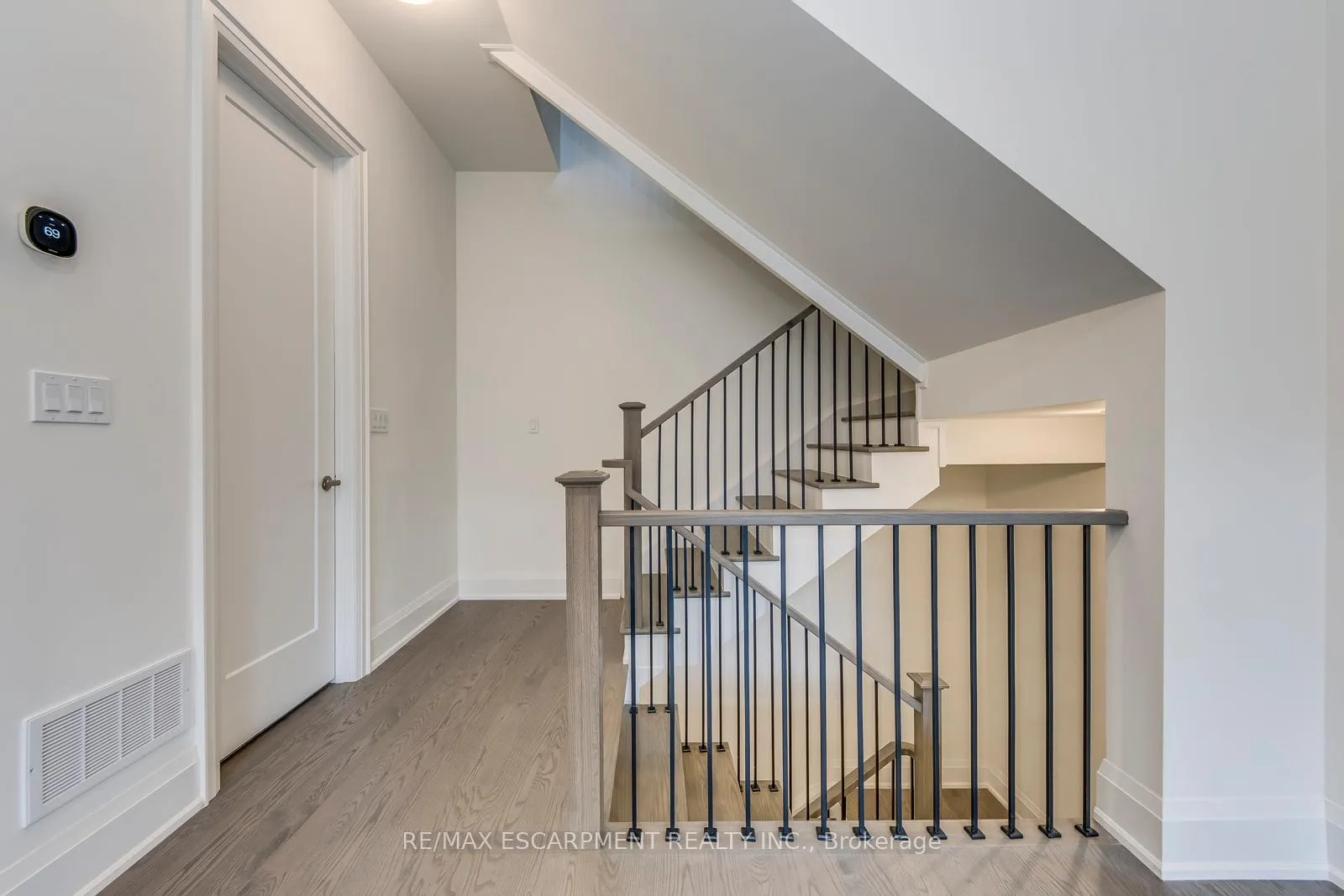 Photo 23 of 3323 Azam Way, Oakville, Glenorchy — HOMEH