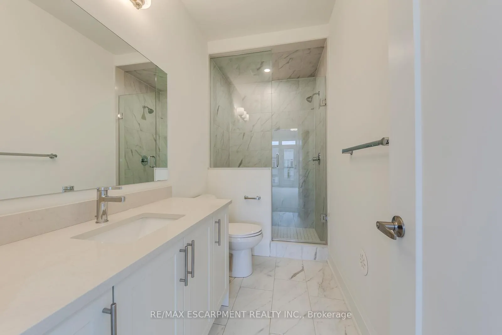 Photo 26 of 3323 Azam Way, Oakville, Glenorchy — HOMEH