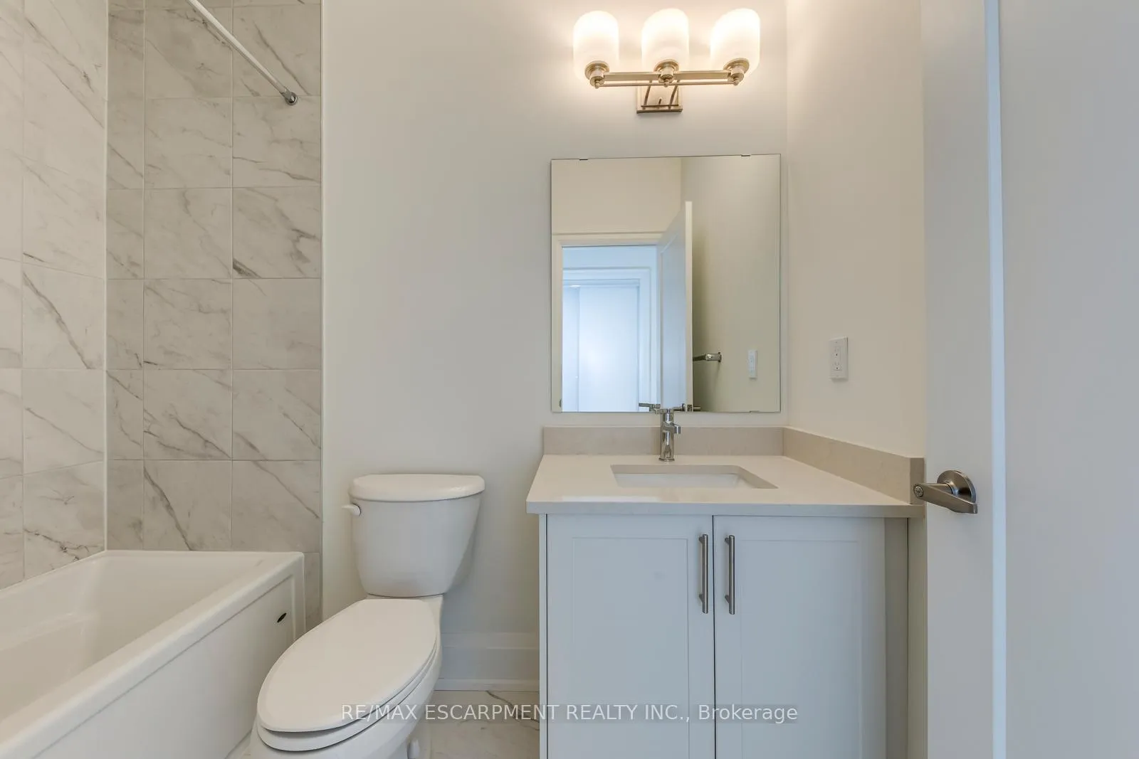 Photo 29 of 3323 Azam Way, Oakville, Glenorchy — HOMEH