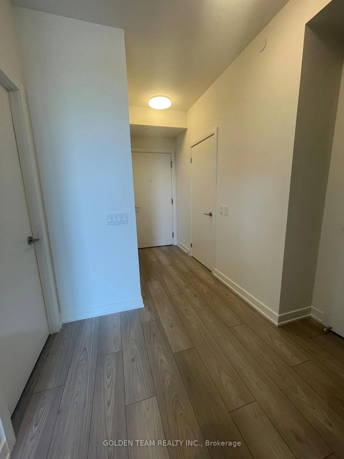 Photo 10 of Unit 709, 120 Broadway Avenue, Toronto, Mount Pleasant West — HOMEH
