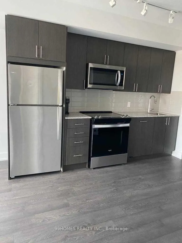 Photo 9 of Unit 1009, 2550 Simcoe Street N, Oshawa, Windfields — HOMEH