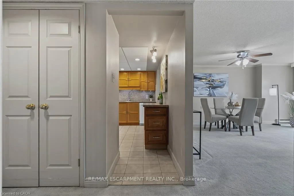 Photo 6 of Unit 306, 150 Wilson Street W, Hamilton, Ancaster — HOMEH